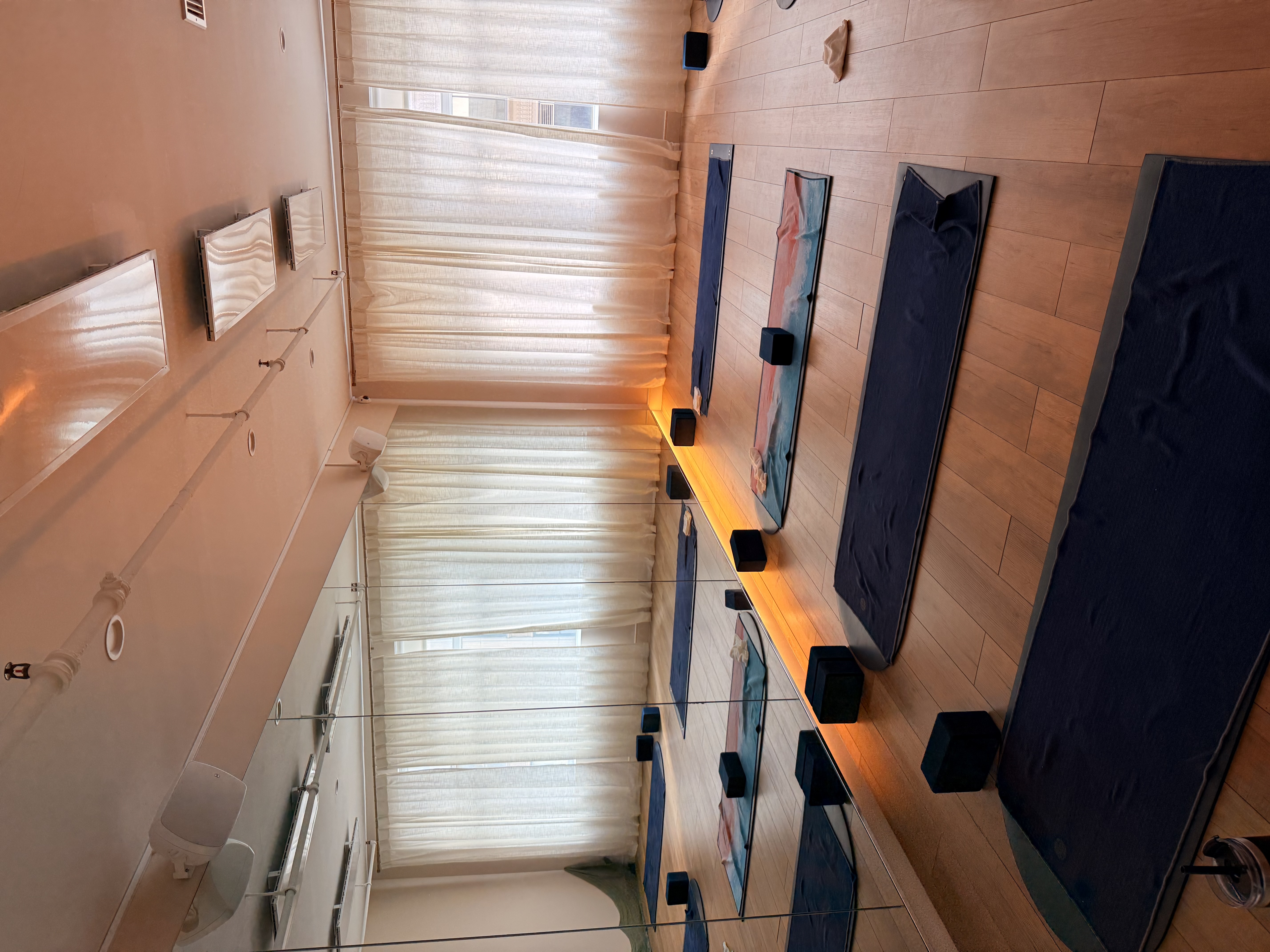 Rise Room